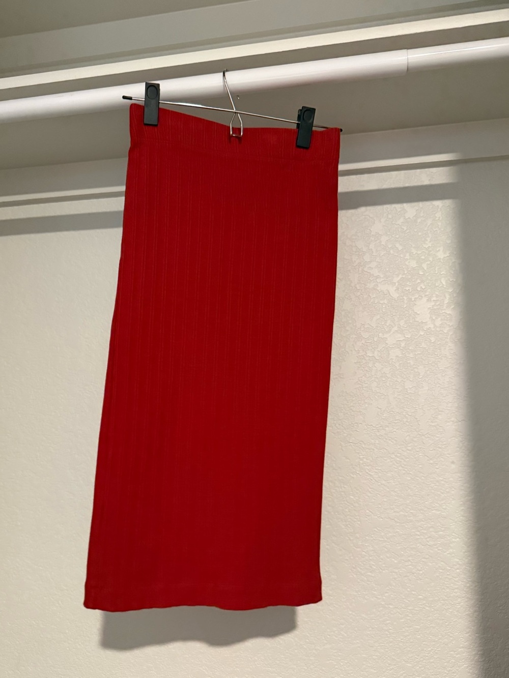 Banana Republic Red Ribbed Midi Skirt